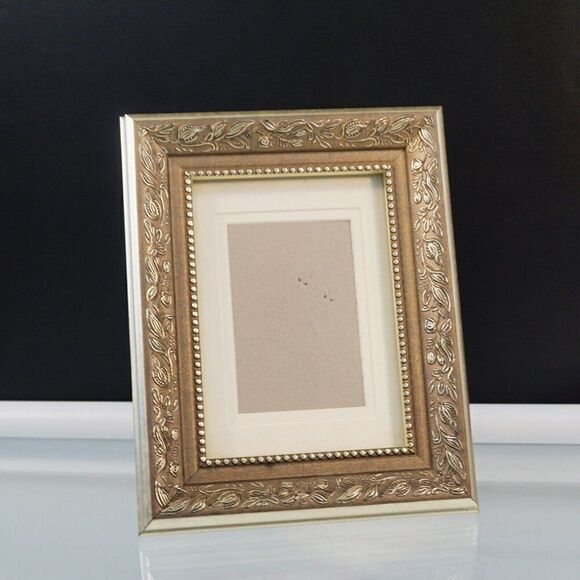 Ornate Picture Frame With Glass Silver Floral Wilton Industries - Picture 1 of 5
